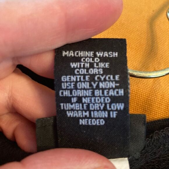 Torrid Dark Black Sweatshirt longer w/ tulle or ballerina bottom, laced sleeves - Picture 7 of 7